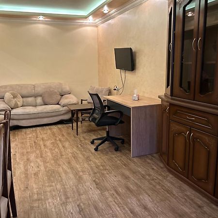 Apartment In Centre Evn Erywań Zewnętrze zdjęcie